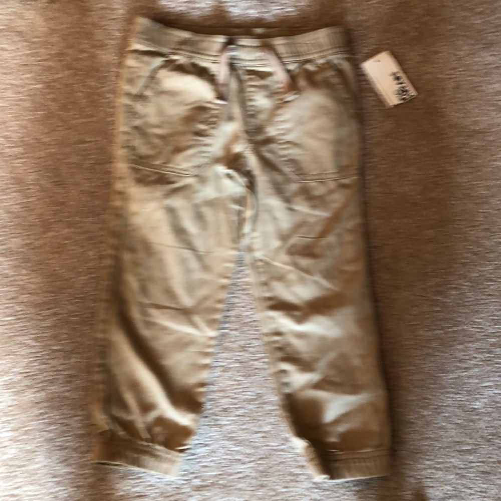 Hammock style tan pants. Size 3T